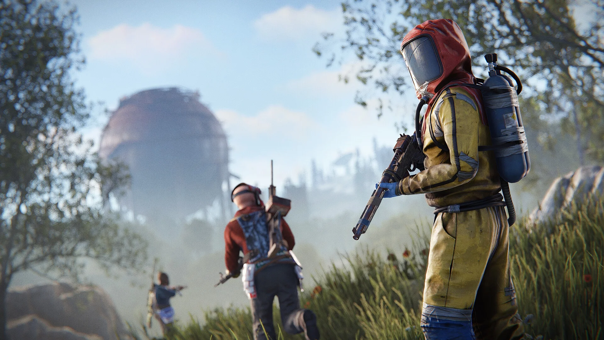 Players approaching a monument through a foggy radiation zone in Rust