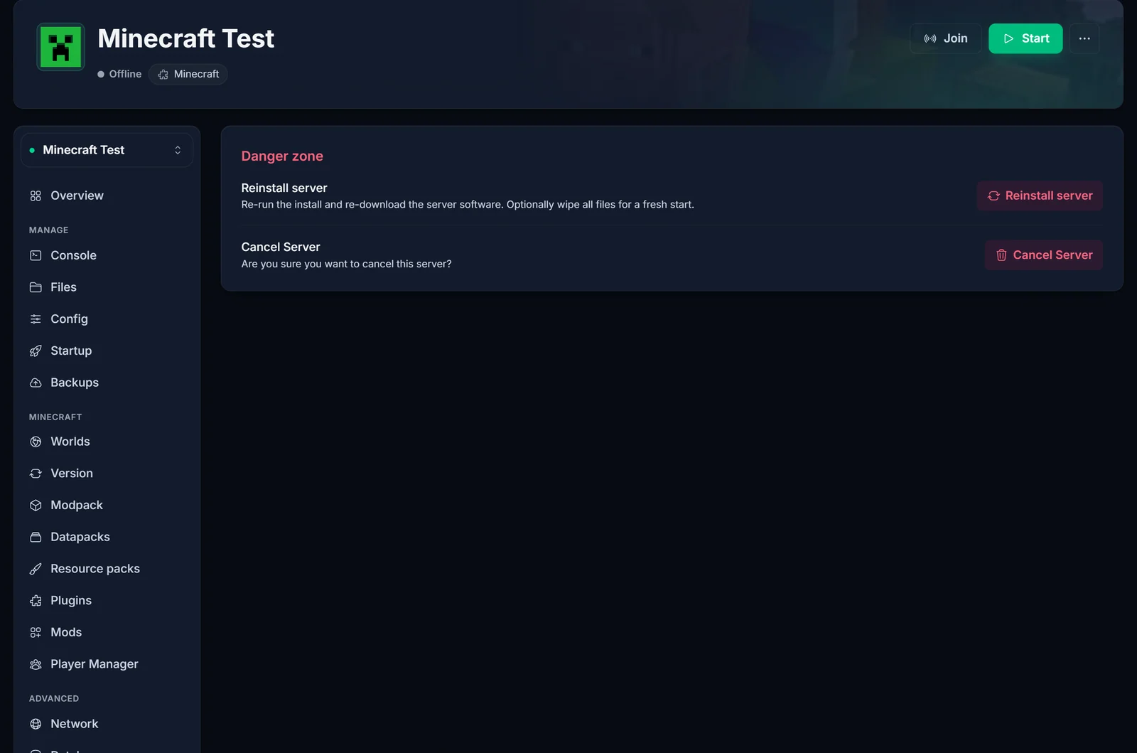 Zakładka Settings z sekcją Danger zone i przyciskiem Cancel Server
