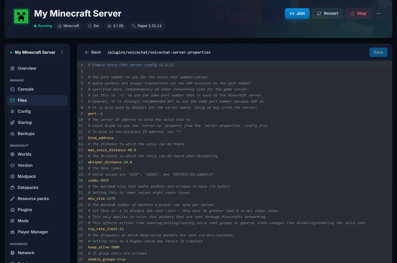 Tiedosto voicechat-server.properties avattuna paneelin tiedostoeditorissa, port-arvona -1