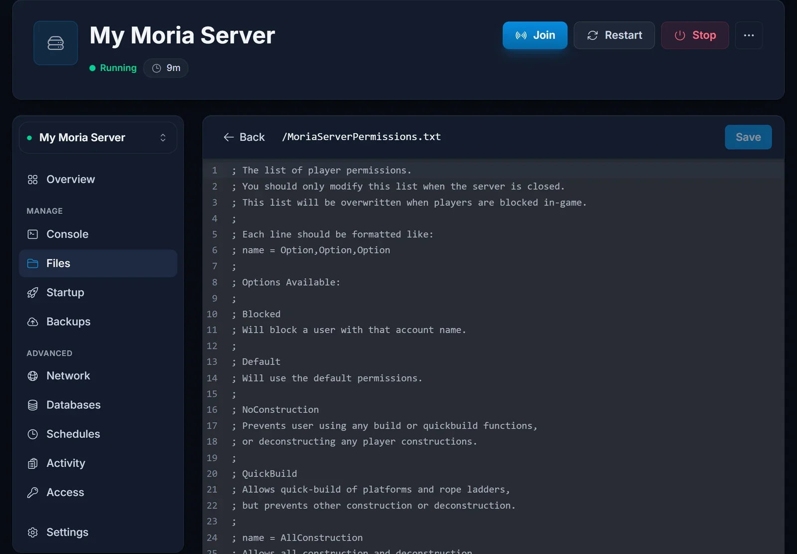 MoriaServerPermissions.txt avattuna DoomHosting-paneelin tiedostoeditorissa, jossa näkyy oikeusvaihtoehdot selittävä kommenttiotsake