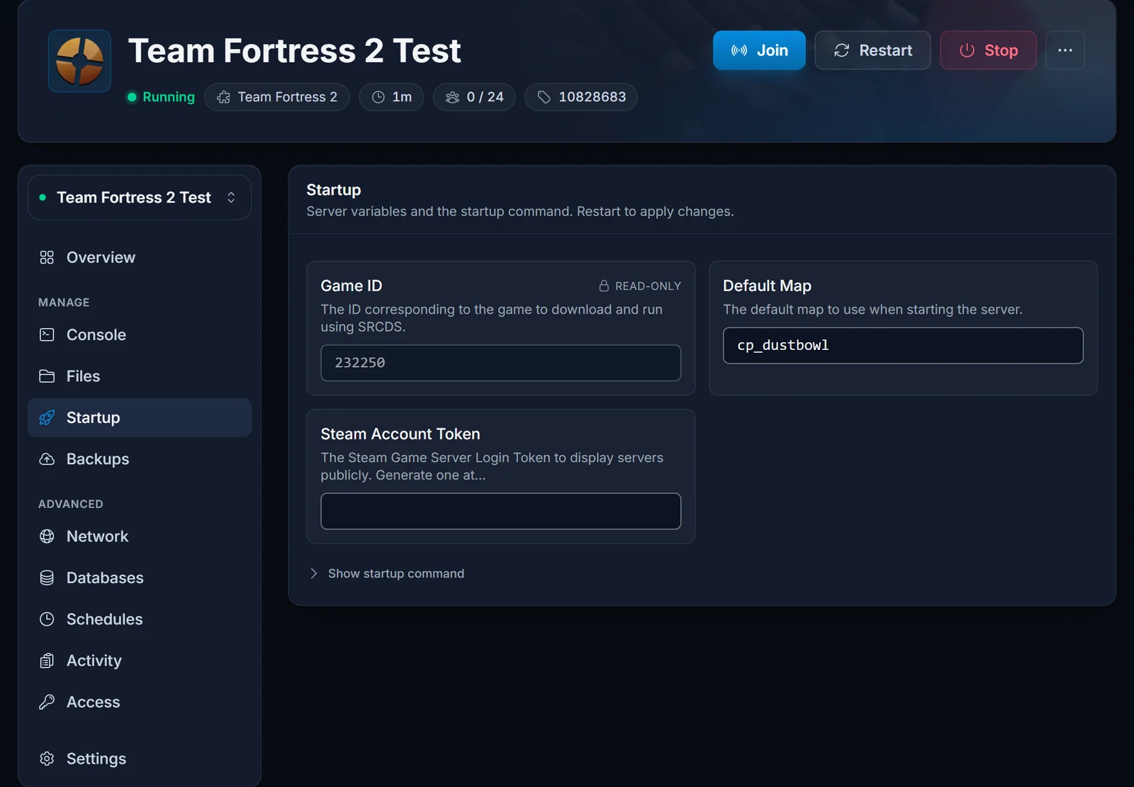 Zakładka Uruchamianie dla Team Fortress 2 w panelu z pustym polem Steam Account Token obok Game ID i Default Map