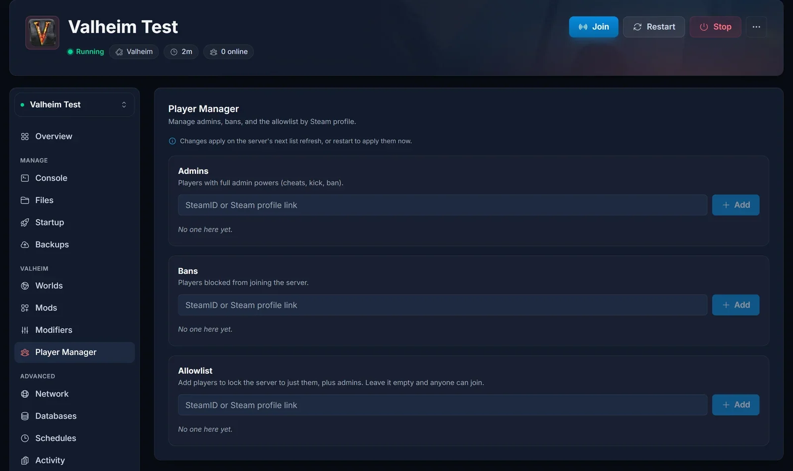Fliken Spelarhantering i DoomHosting-panelen med Valheims adminlista, där en spelare läggs till via SteamID