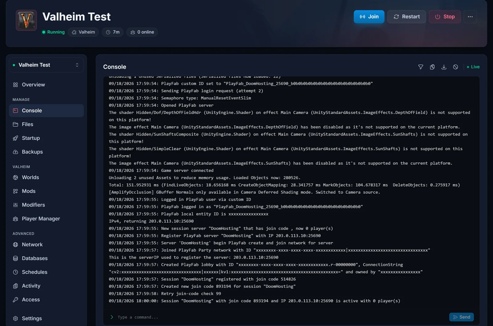 DoomHosting-paneelin Console-välilehti, jossa onnistunut Valheimin crossplay-käynnistys päättyy is active -riviin ja liittymiskoodiin